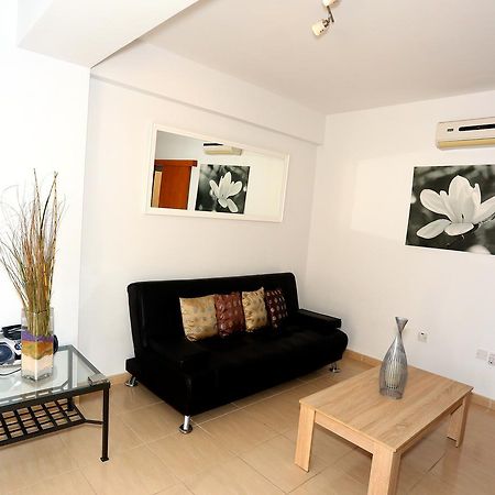 Penelope Court Apartment 102 Lárnaca Exterior foto
