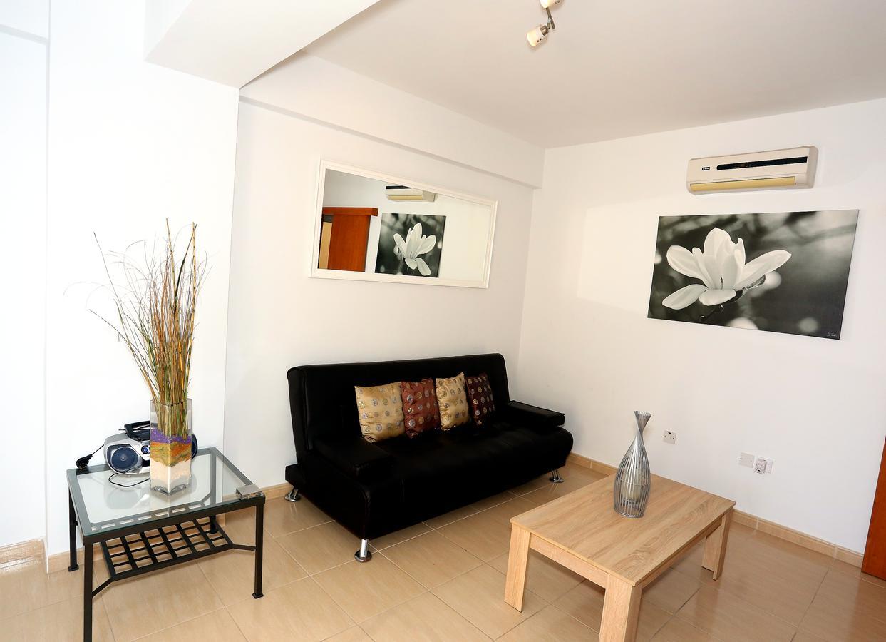 Penelope Court Apartment 102 Lárnaca Exterior foto